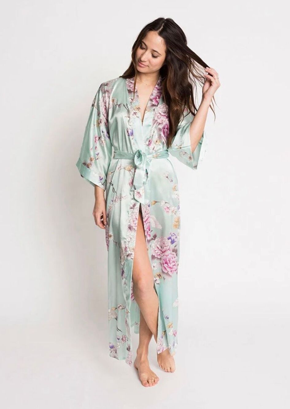 Kim + Ono Chrysanthemum and Crane Print Satin Kimono Robe in Mist One Size